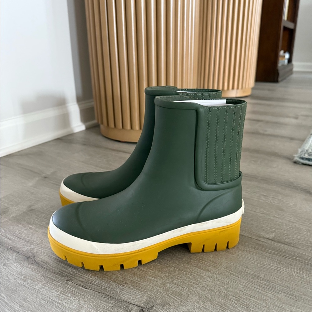Tory Burch Olive Green Boots with Yellow Sole